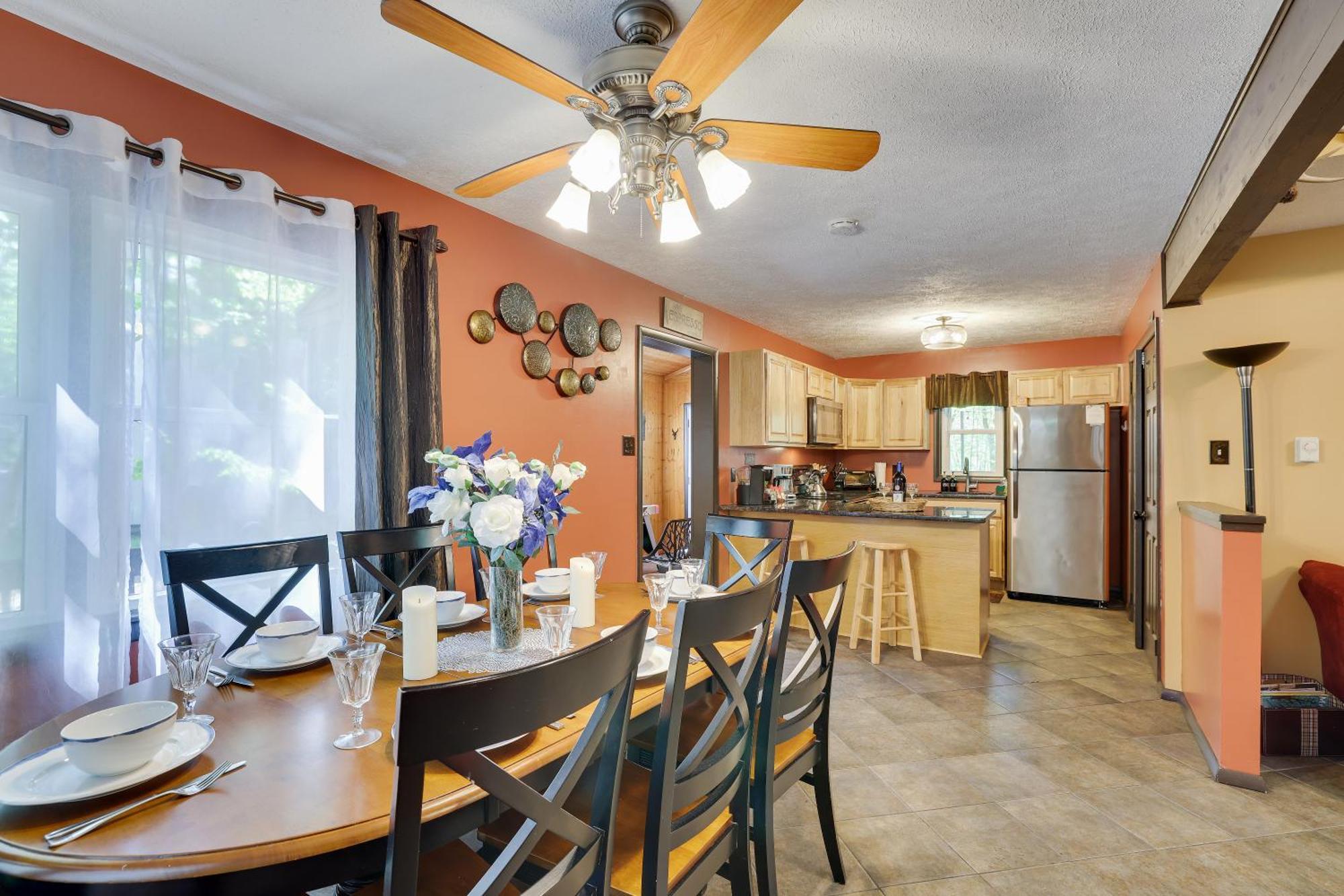 Chalet Renovated Near Casino, Camelback , Kalahari 4Bdrms Firepit Hot Tub Game Room Tobyhanna Экстерьер фото