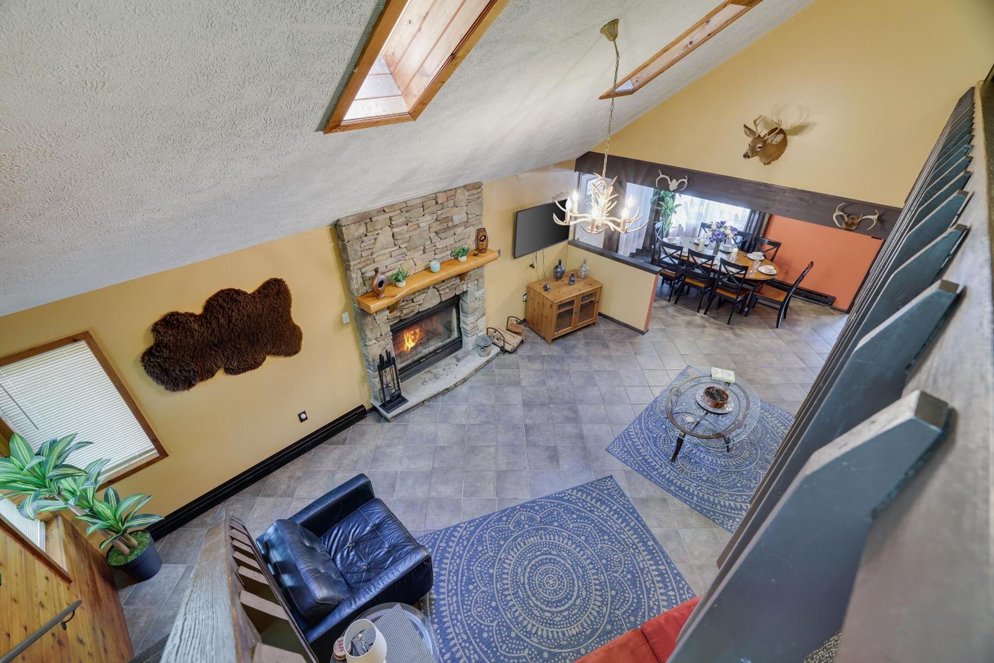 Chalet Renovated Near Casino, Camelback , Kalahari 4Bdrms Firepit Hot Tub Game Room Tobyhanna Экстерьер фото