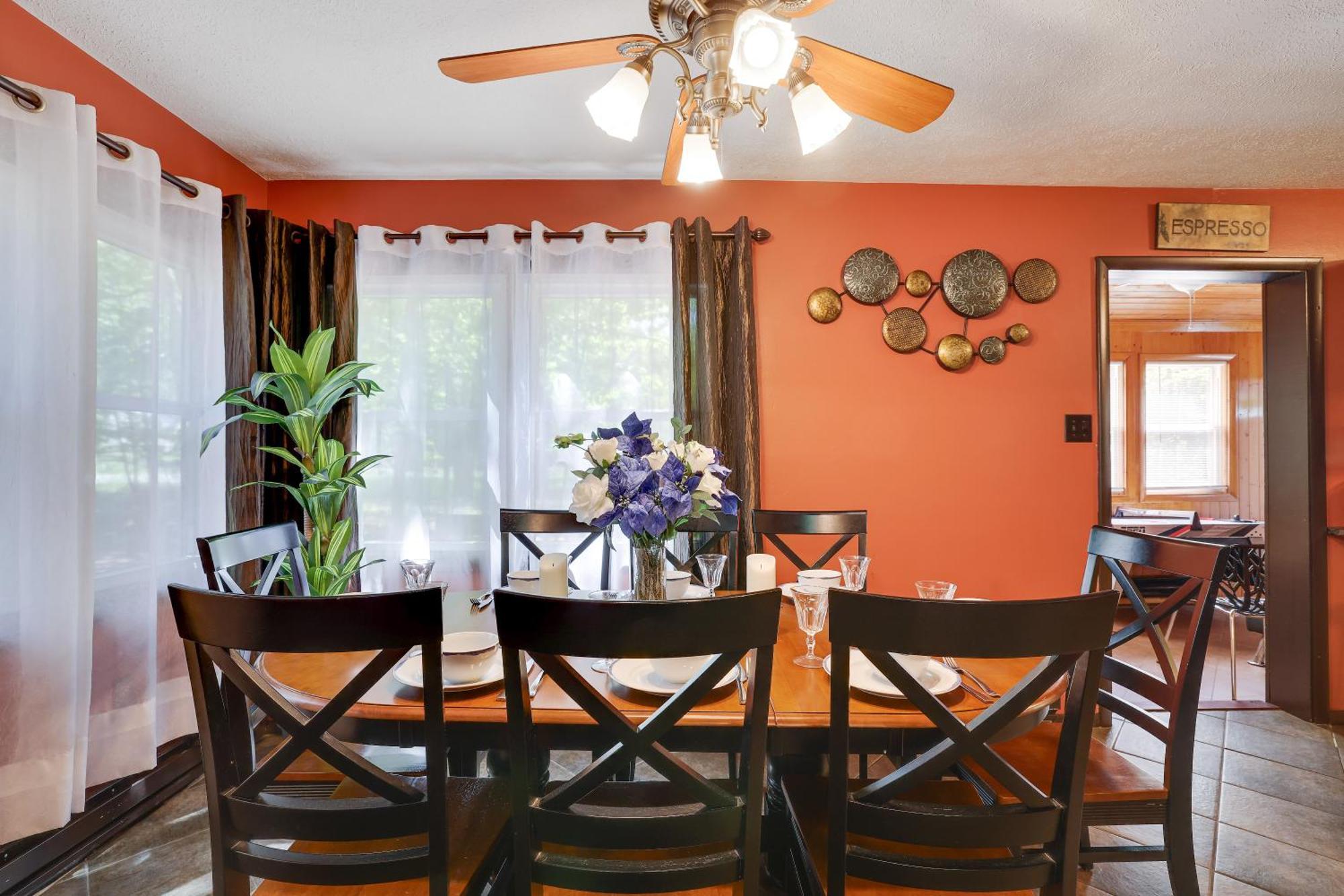 Chalet Renovated Near Casino, Camelback , Kalahari 4Bdrms Firepit Hot Tub Game Room Tobyhanna Экстерьер фото
