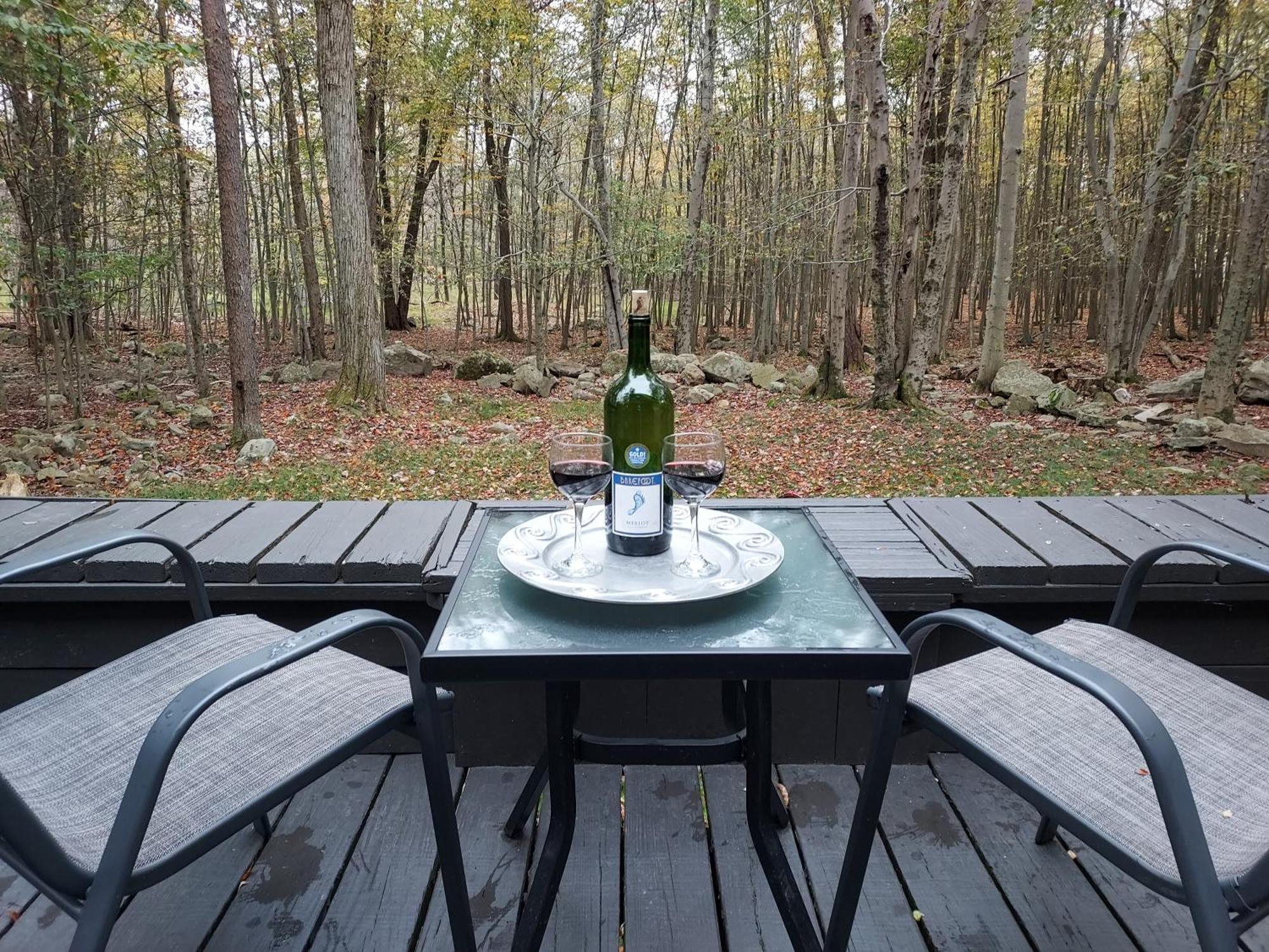 Chalet Renovated Near Casino, Camelback , Kalahari 4Bdrms Firepit Hot Tub Game Room Tobyhanna Экстерьер фото